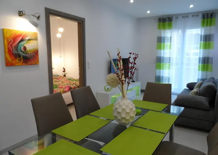 Laura Deluxe Apartment